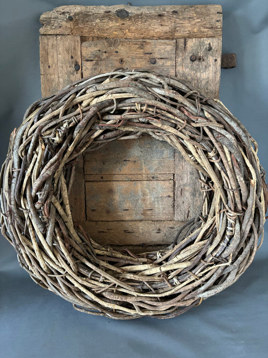 Krans druiven takken natuurlijk bruin 65/70cm breed